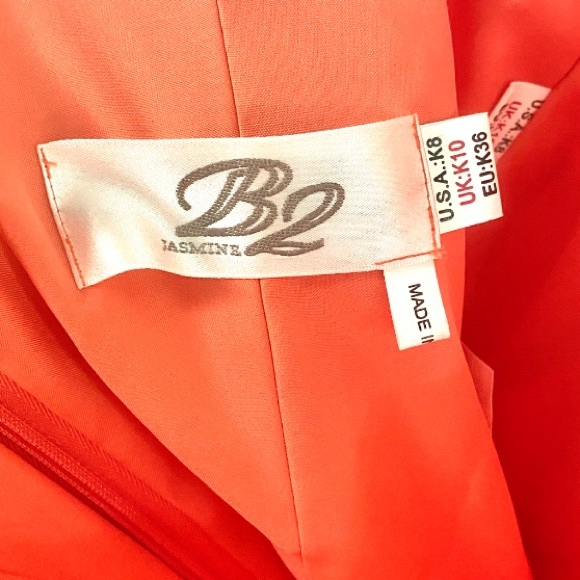 Coral knee-length bridesmaid dress - Picture 3 of 7